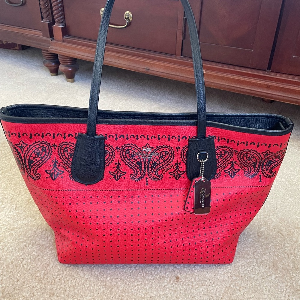 Coach shoulder bag